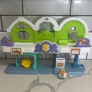 Little People Animalville Town Centre 2009